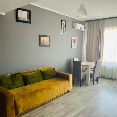 David Summerland Aparament Nord Mamaia